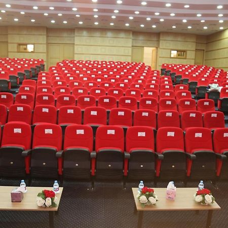E-Just Hotel Μποργκ Ελ Αράμπ Εξωτερικό φωτογραφία