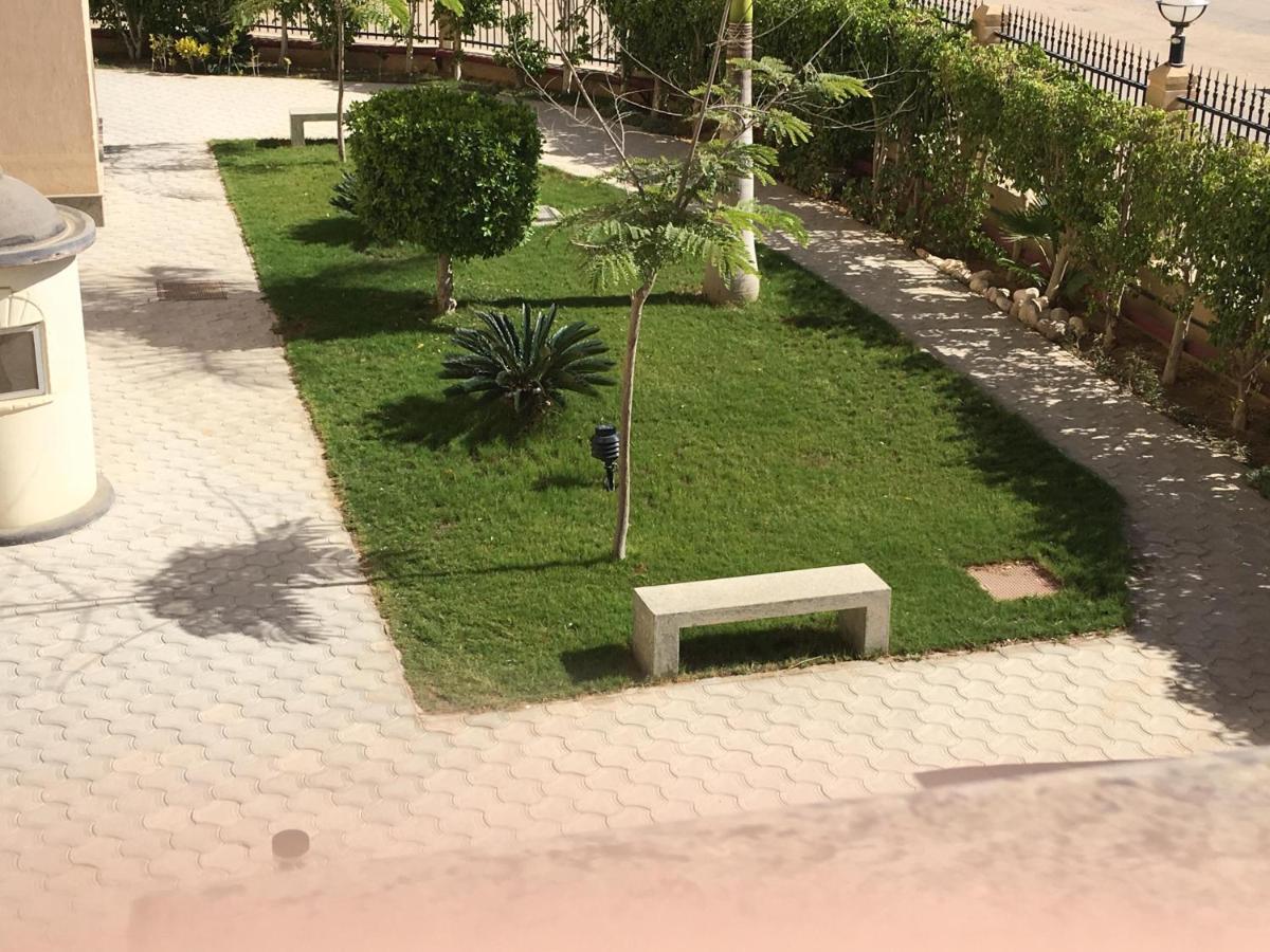 E-Just Hotel Μποργκ Ελ Αράμπ Εξωτερικό φωτογραφία