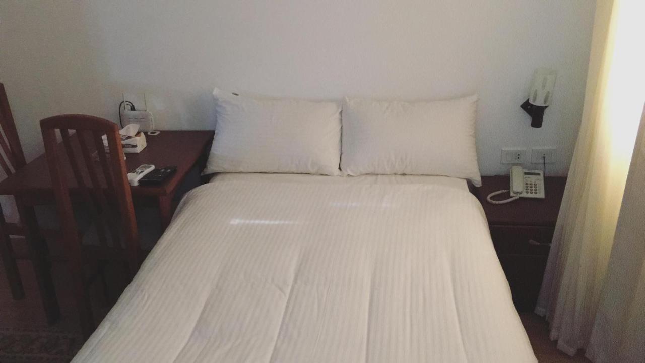 E-Just Hotel Μποργκ Ελ Αράμπ Εξωτερικό φωτογραφία