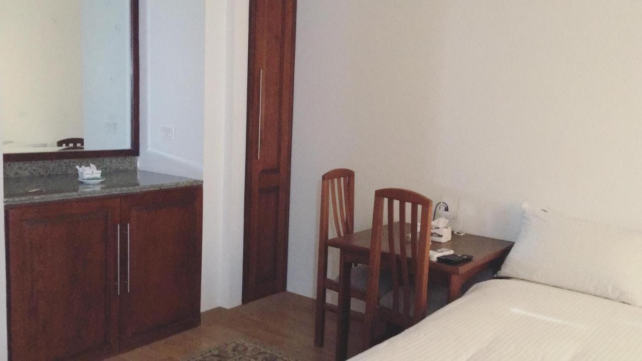 E-Just Hotel Μποργκ Ελ Αράμπ Εξωτερικό φωτογραφία